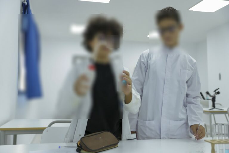 blurred_20251024-IMG_2704